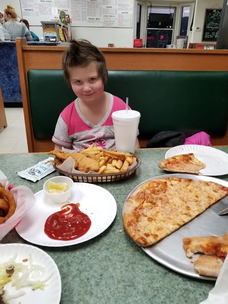 Pizza Makes Ya Smile